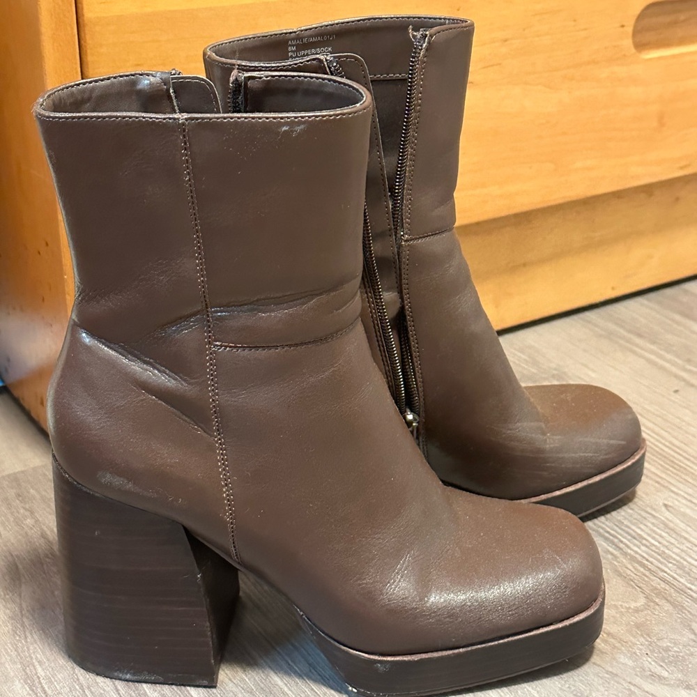 Madden girl chocolate brown mini boots size 8